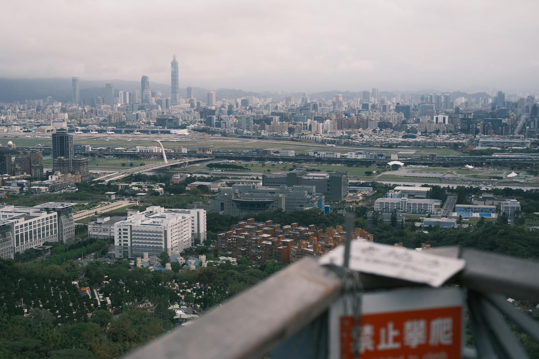 零食篇：便宜、好吃、還能當伴手禮